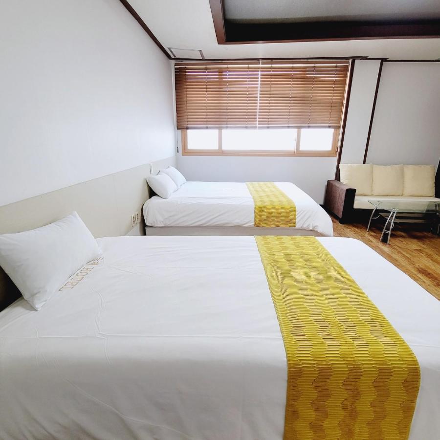 International Hotel Jeju Exterior photo
