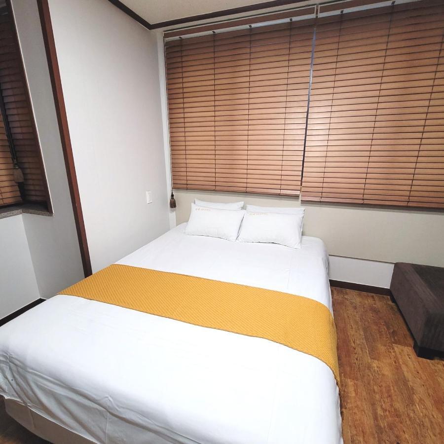 International Hotel Jeju Exterior photo
