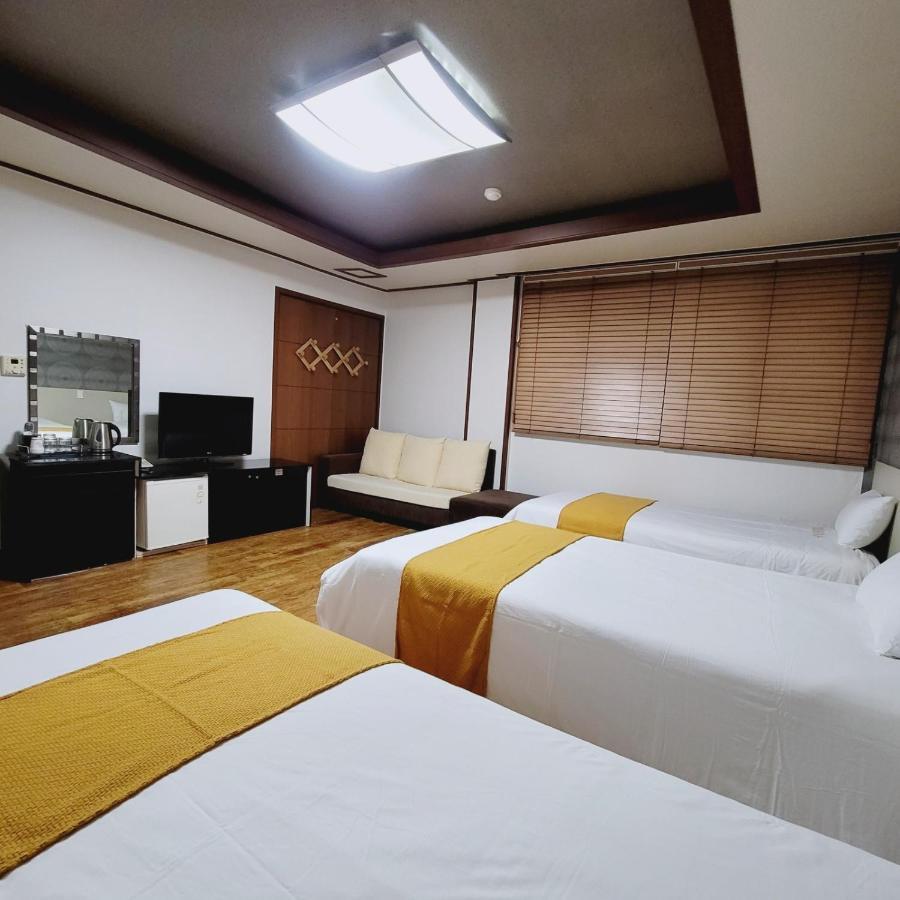 International Hotel Jeju Exterior photo